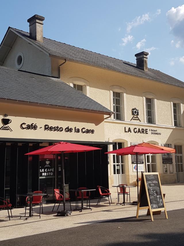 La Gare Robert Doisneau