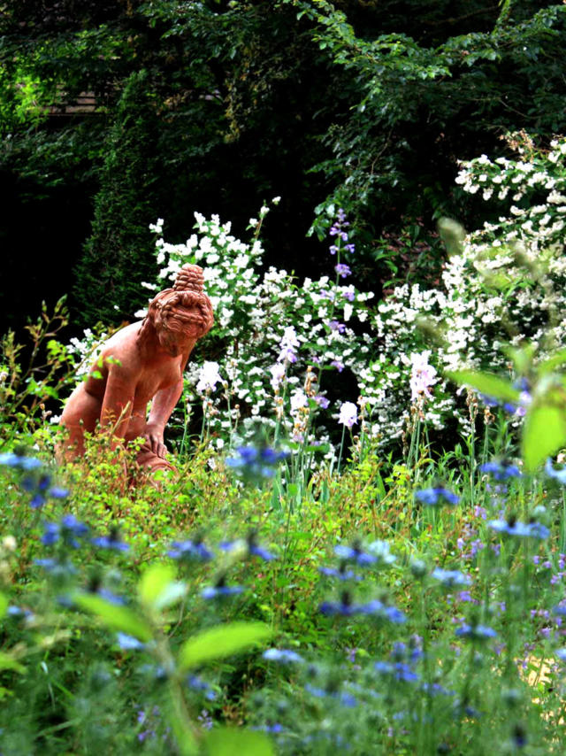 Jardins de Cadiot : La Baigneuse