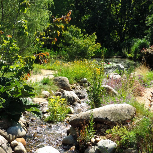 Jardins Deau Cascades