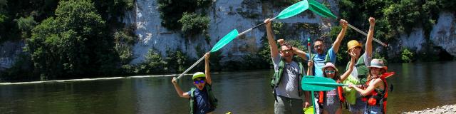 Canoé kayac en famille sur la Dordogne